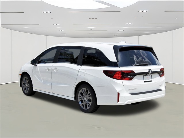 Vehicle image 6 of 26