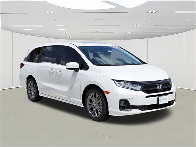 Vehicle image 3 of 26