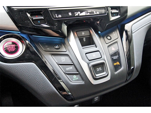 Vehicle image 24 of 26