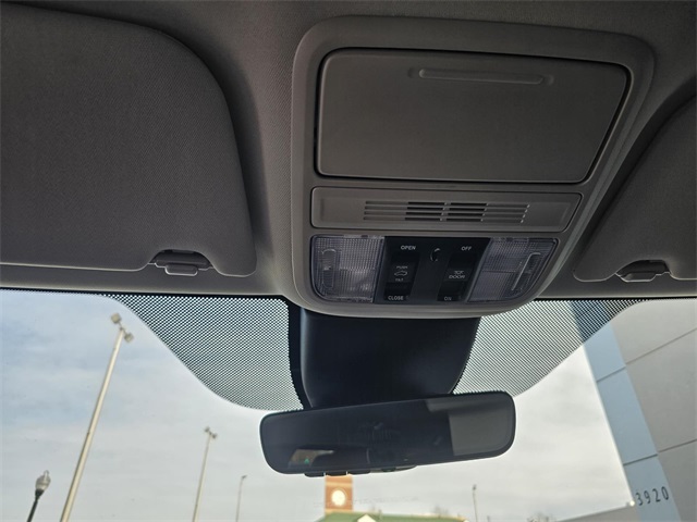 Vehicle image 22 of 22