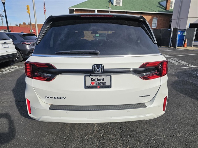 Vehicle image 6 of 22