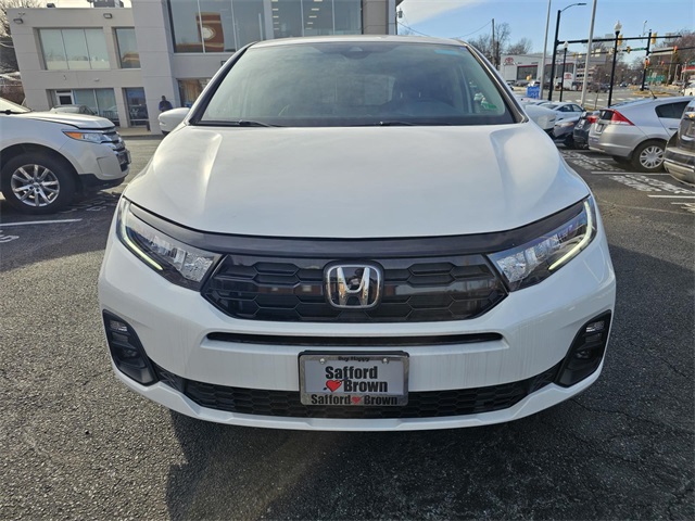 Vehicle image 5 of 22