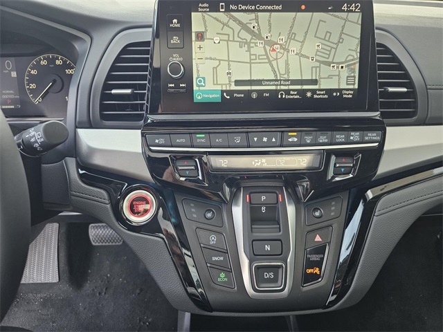 Vehicle image 21 of 22