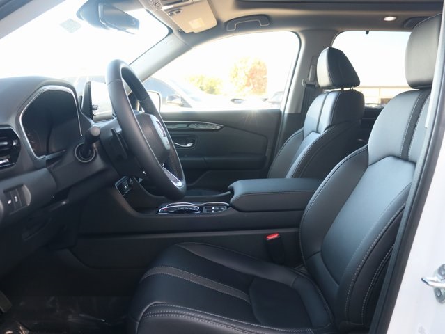 2025 Honda Pilot Touring+ Image 13 of 35