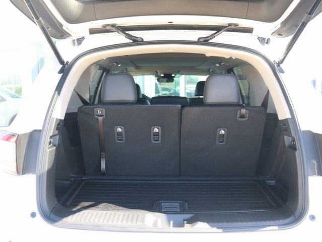 2025 Honda Pilot Touring+ Image 8 of 35