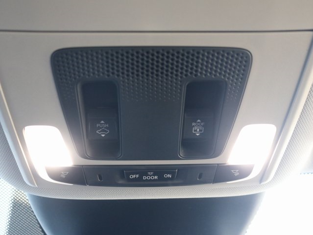 2025 Honda Pilot Touring+ Image 28 of 35