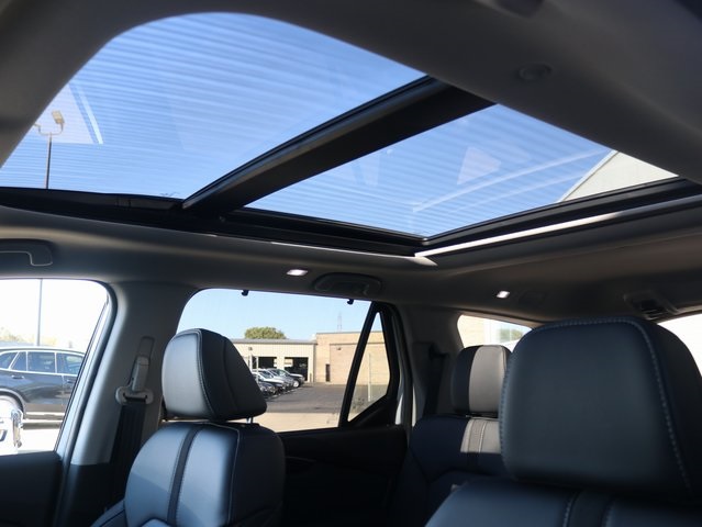 2025 Honda Pilot Touring+ Image 14 of 35
