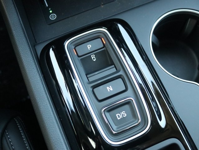 2025 Honda Pilot Touring+ Image 24 of 35