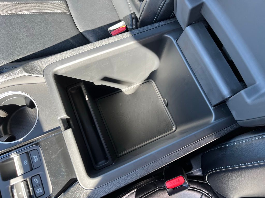 2025 Honda Pilot Touring Image 24 of 29