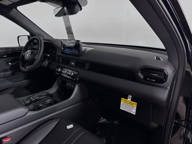 Vehicle image 35 of 45