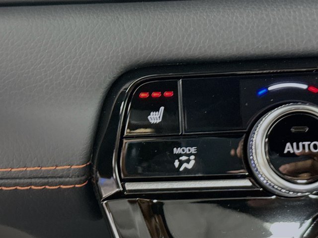 Vehicle image 24 of 45