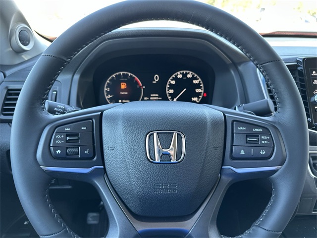 Vehicle image 9 of 12