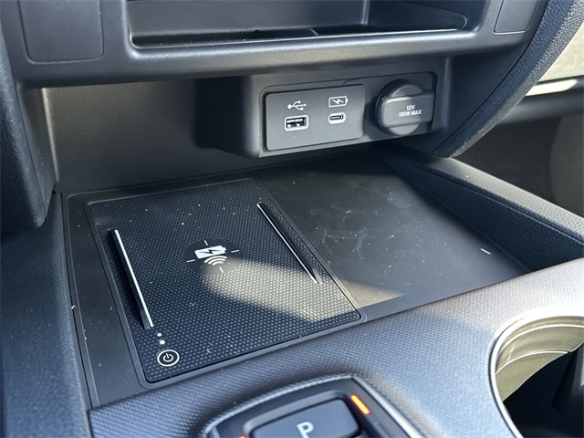 Vehicle image 11 of 12
