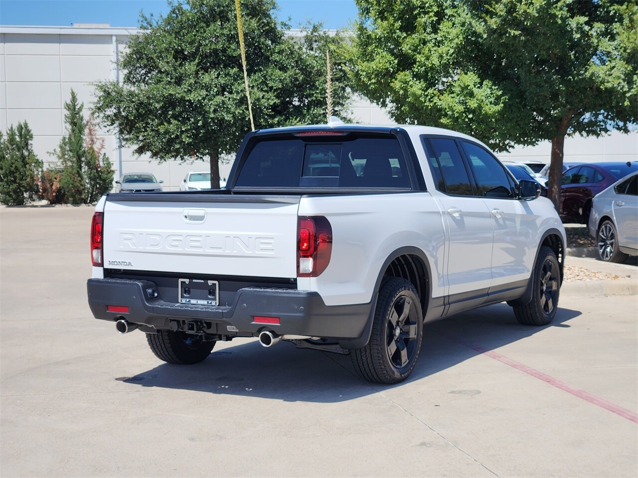 Vehicle image 3 of 21
