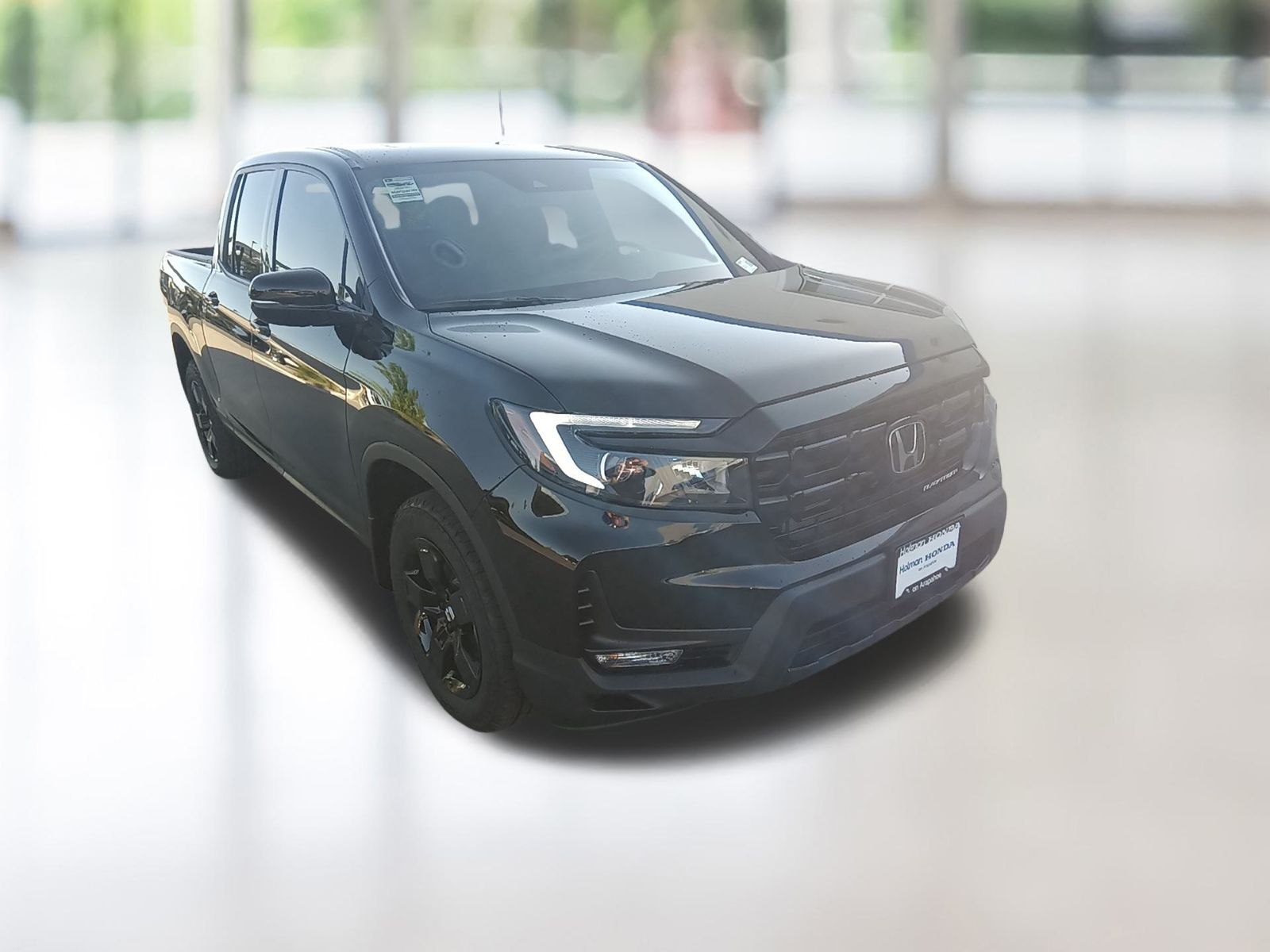 Vehicle image 3 of 32