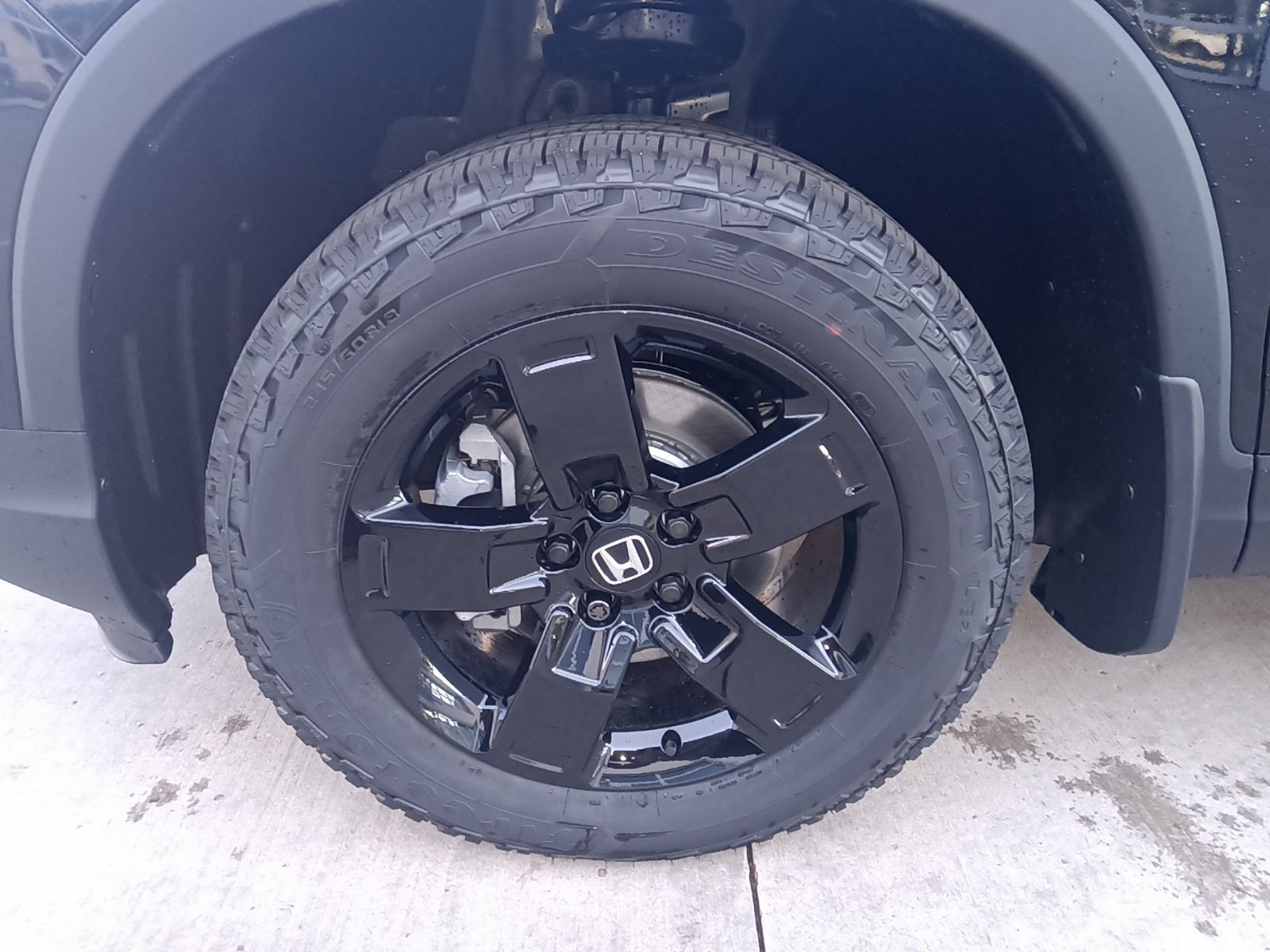 Vehicle image 8 of 32