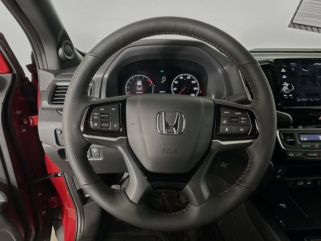 Vehicle image 29 of 37