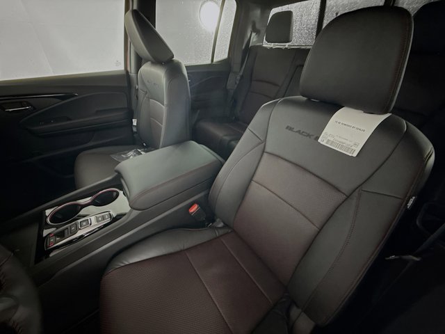 Vehicle image 14 of 37