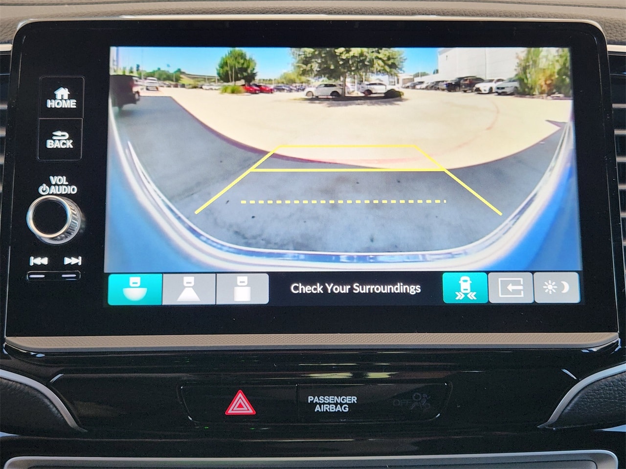 Vehicle image 12 of 21