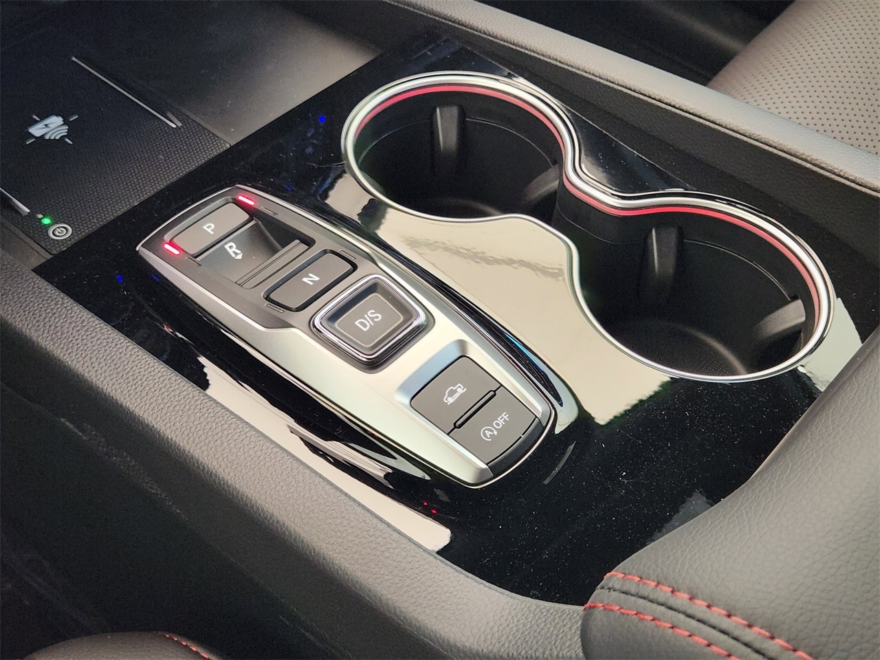 Vehicle image 17 of 21