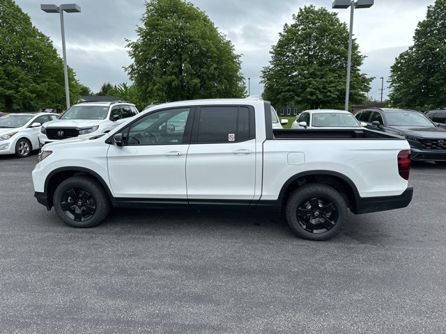 Vehicle image 7 of 37
