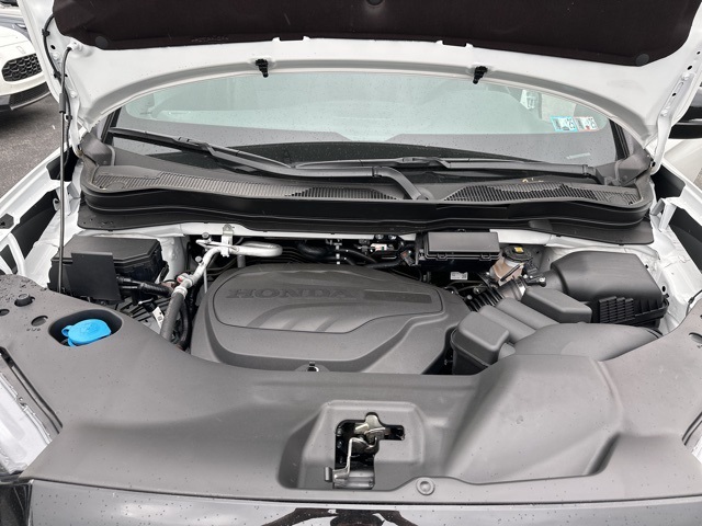 Vehicle image 12 of 37