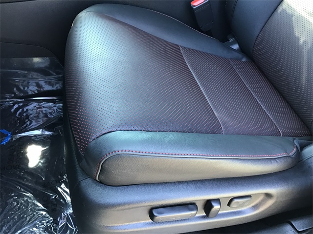 Vehicle image 22 of 37