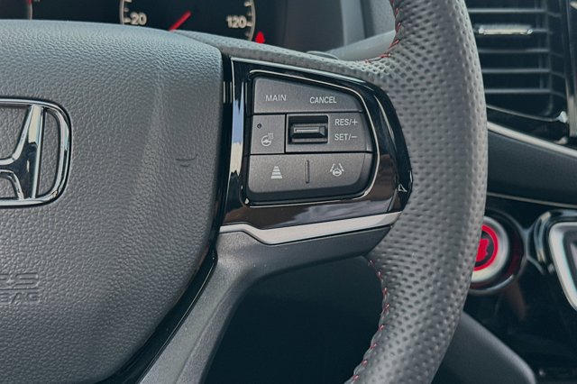 Vehicle image 29 of 32