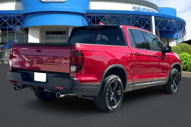 Vehicle image 6 of 32