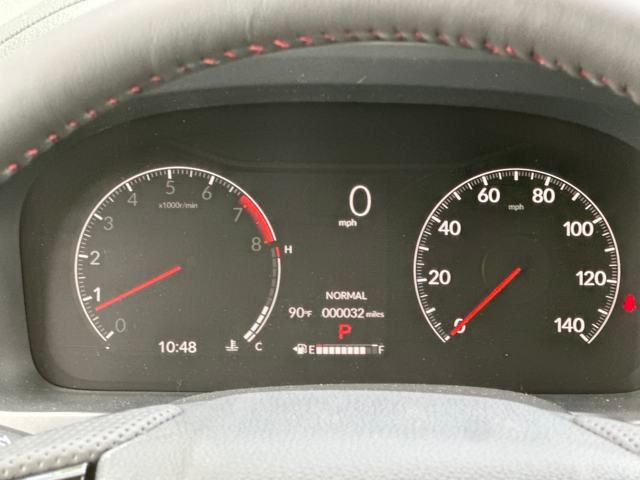 Vehicle image 17 of 37