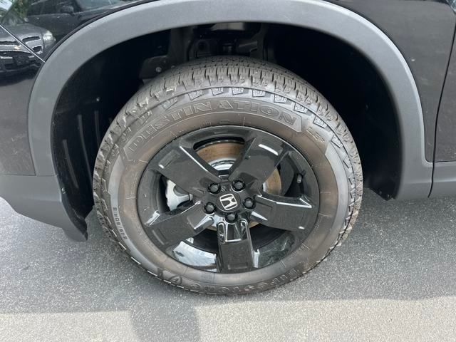 Vehicle image 10 of 37