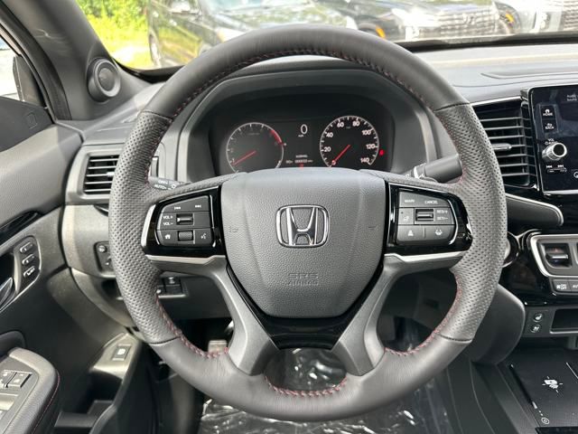 Vehicle image 36 of 37
