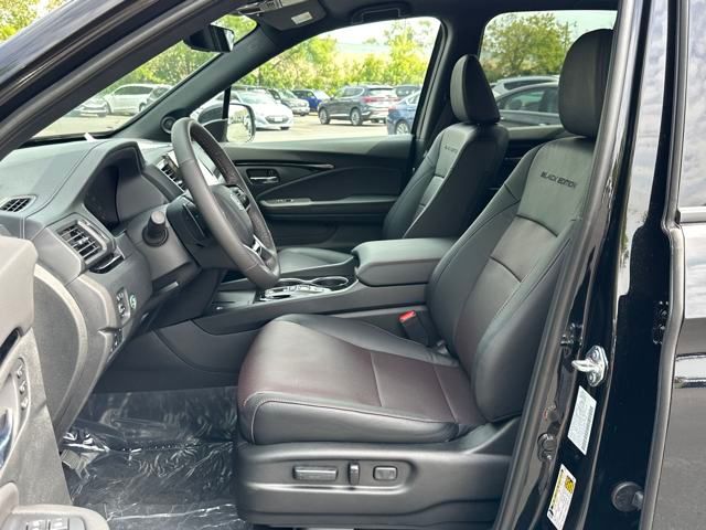 Vehicle image 15 of 37