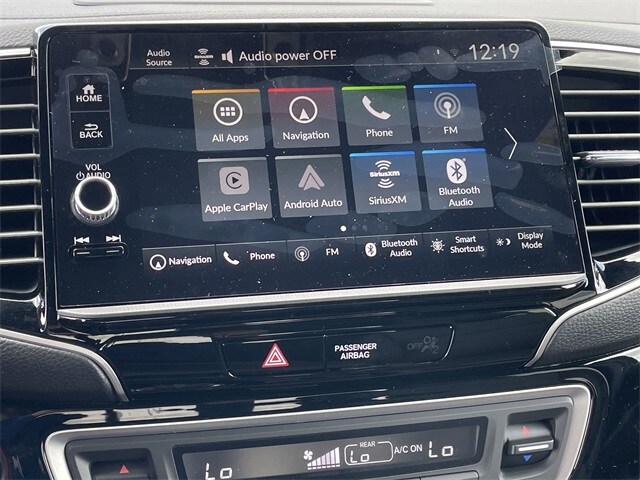 Vehicle image 18 of 26