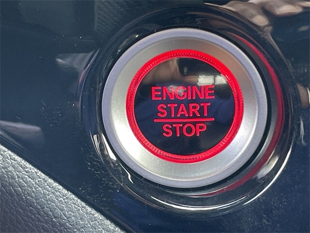 Vehicle image 16 of 26