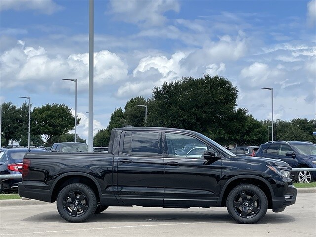 Vehicle image 5 of 26