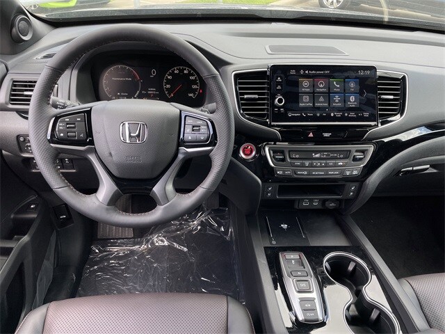 Vehicle image 12 of 26