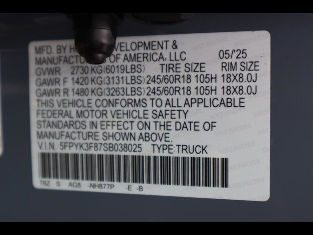 Vehicle image 26 of 34