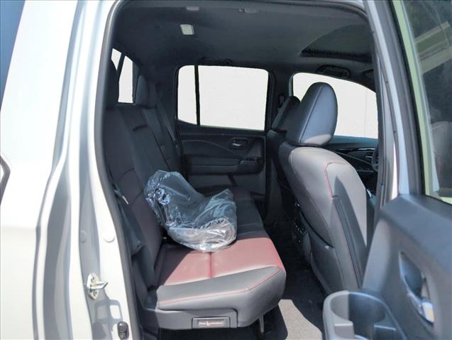 Vehicle image 14 of 27