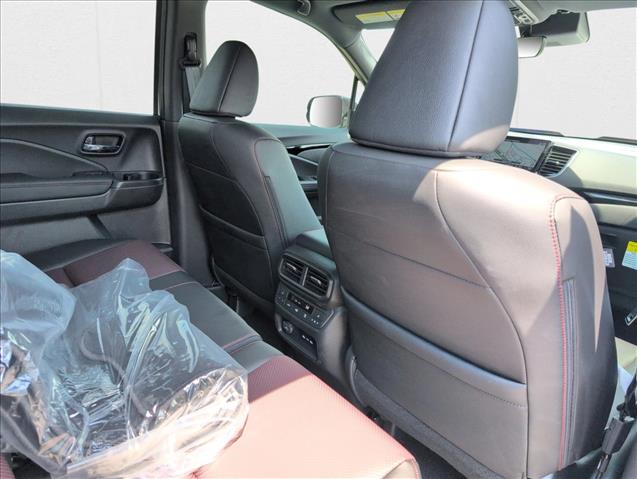 Vehicle image 12 of 27