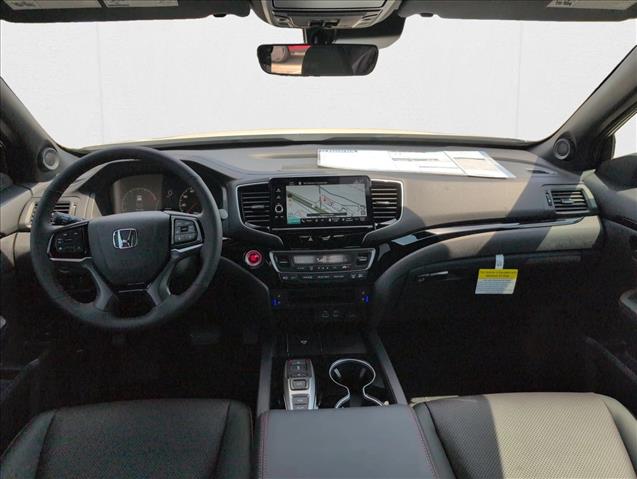 Vehicle image 17 of 27