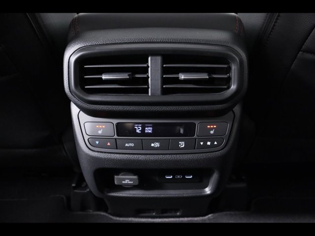 Vehicle image 20 of 26