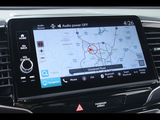 Vehicle image 18 of 26