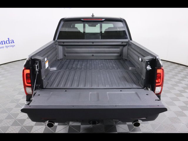 Vehicle image 11 of 26