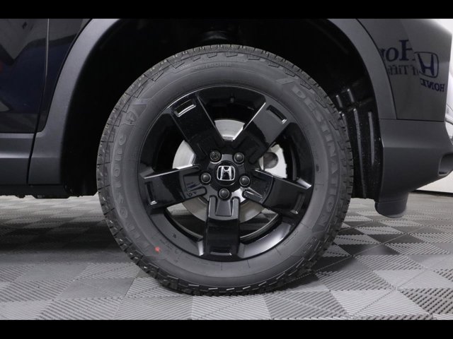 Vehicle image 10 of 26
