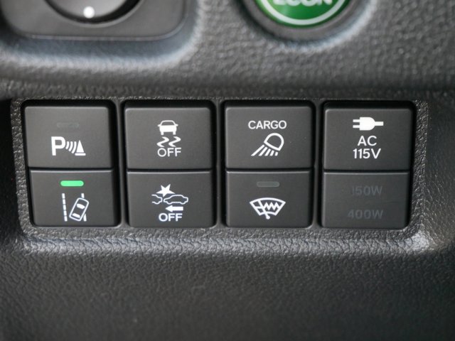 Vehicle image 19 of 32
