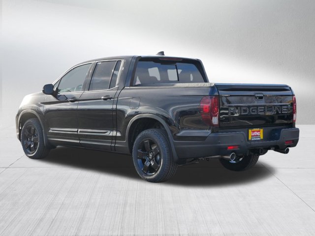 Vehicle image 7 of 32