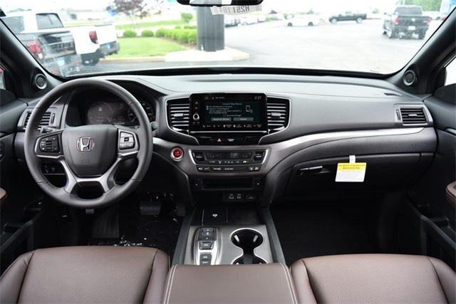 Vehicle image 8 of 29