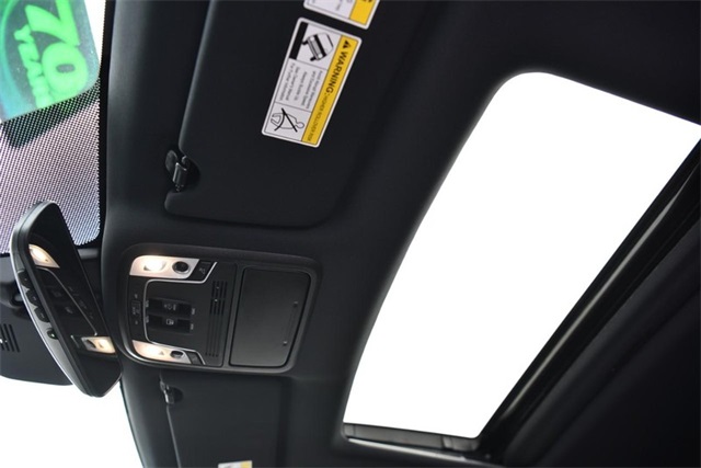 Vehicle image 26 of 29