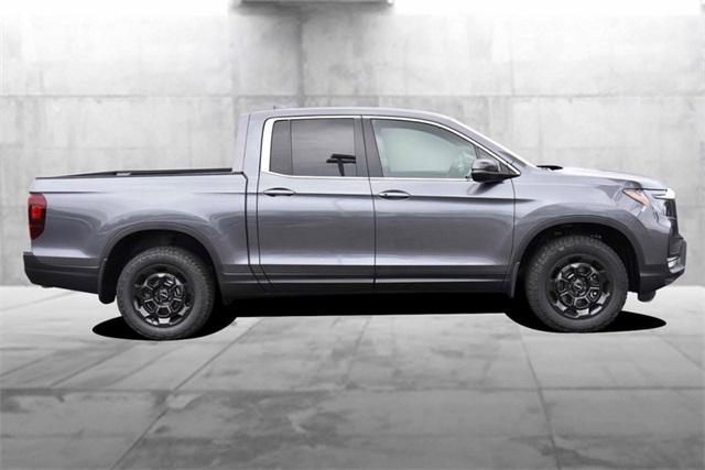 Vehicle image 4 of 29